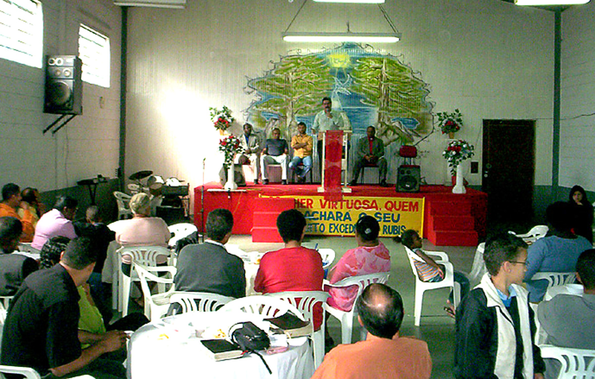 Caf da manh com pastores na Igreja Ministrio para Jesus, no Jardim Anglica, municpio de Guarulhos<a style='float:right;color:#ccc' href='https://www3.al.sp.gov.br/repositorio/noticia/03-2008/Psergio pastores.jpg' target=_blank><i class='bi bi-zoom-in'></i> Clique para ver a imagem </a>